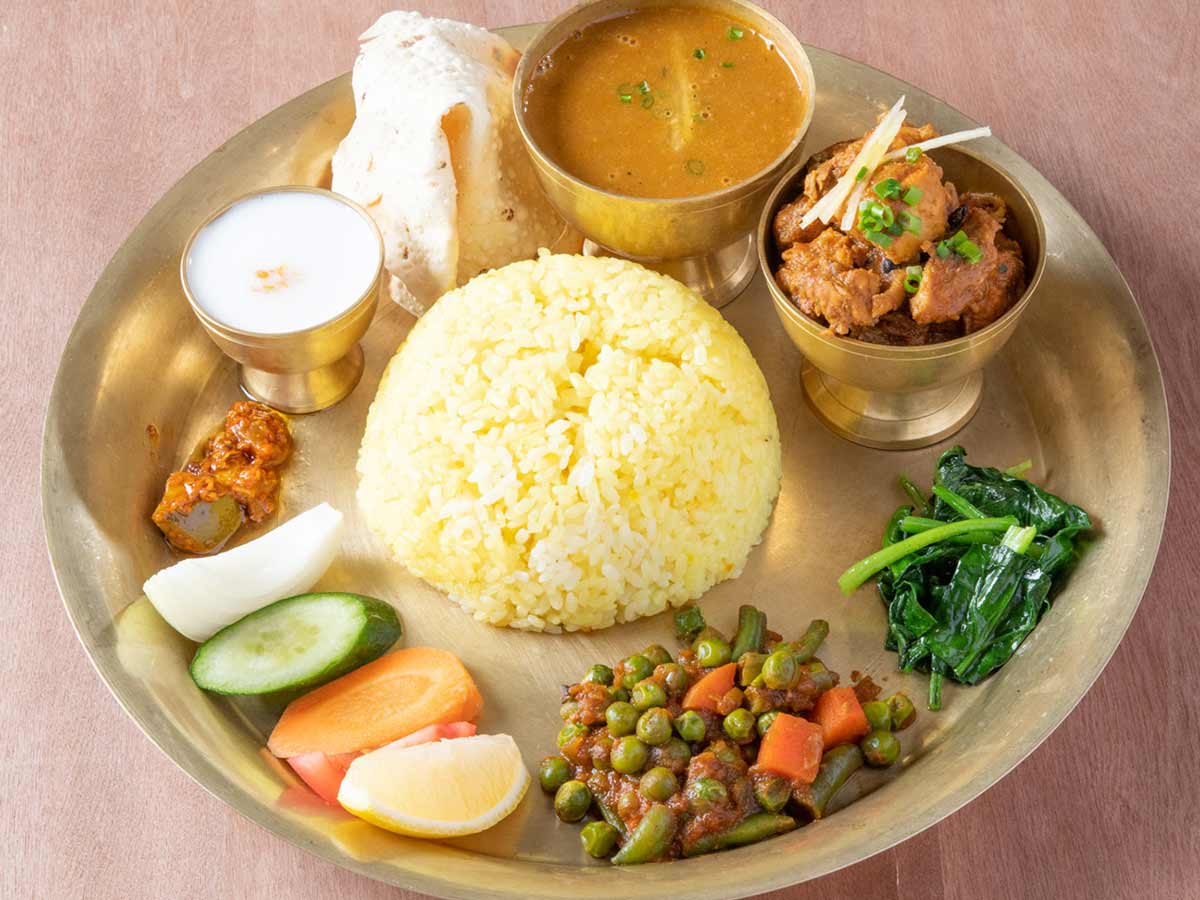 タリ(ダル+チキン)